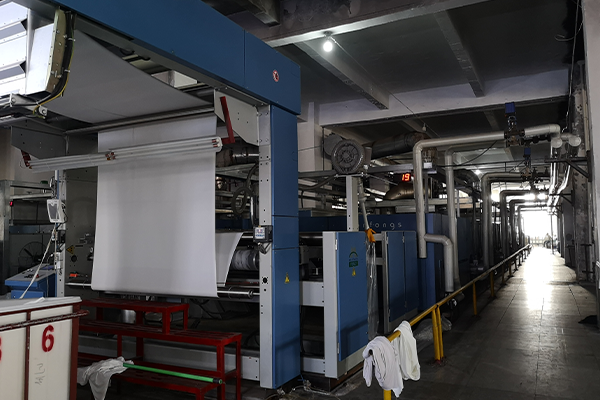 筒（tǒng）子染色機